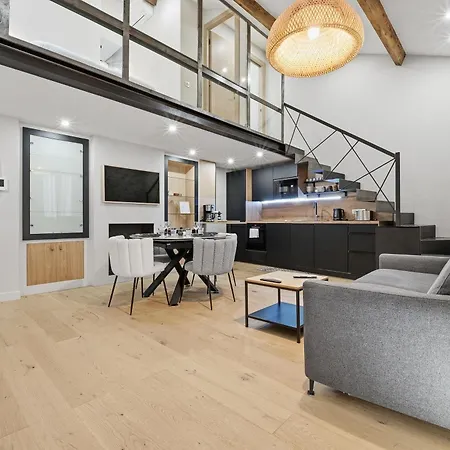 Le Rempart Duplex - Au Coeur Du Vieil Apartamento