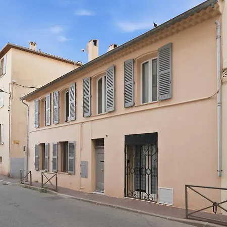 Le Rempart Duplex - Au Coeur Du Vieil Appartamento Antibes